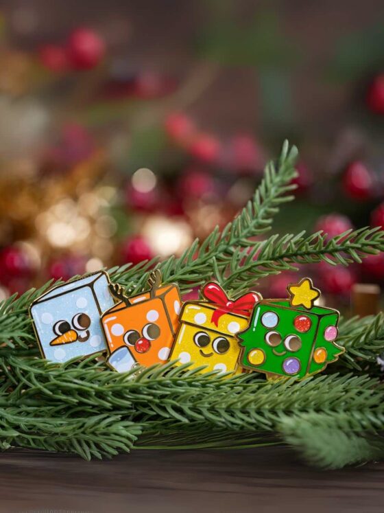 Lot des 4 Pin's de Noël | DéCembre ⛄🎄🦌🎁